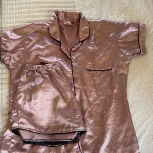 Silky Mauve Women's Pajama Set